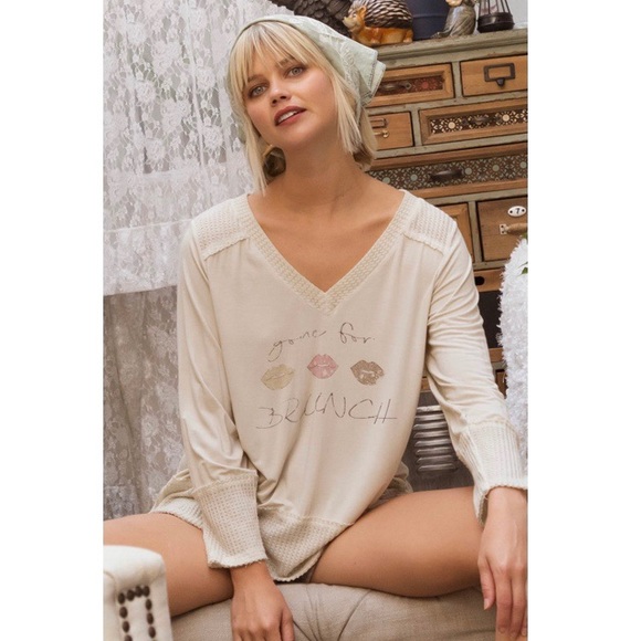 NWT POL Graphic Long Sleeve Tee - Picture 3 of 11